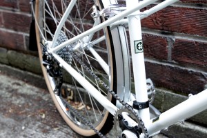 1x10 drivetrain for simplicity and wide range. 